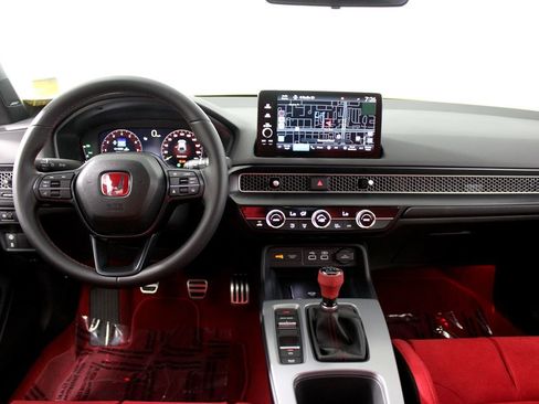 Used 2025 Honda Civic Type R image 12