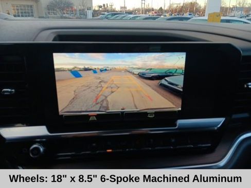 Used 2025 GMC Sierra 1500 SLT image 18