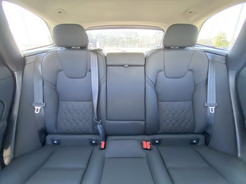 Used 2026 Volvo XC60 B5 Core w/ Protection Package Premier image 30