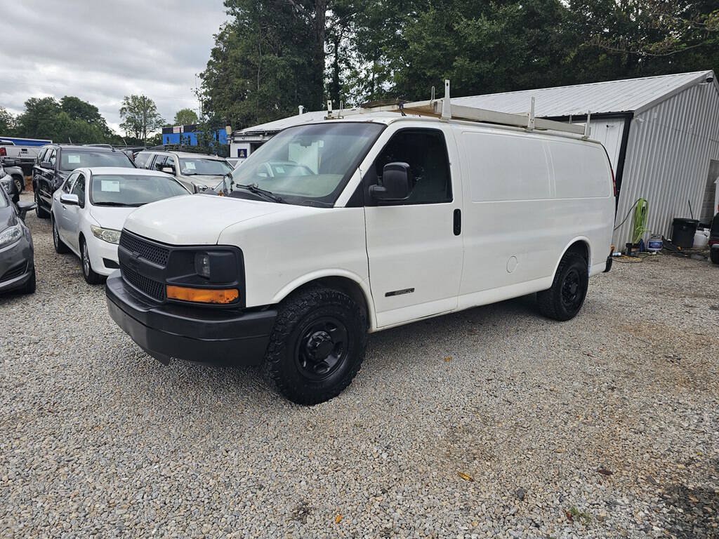 Used 2005 GMC Savana 2500 RWD image 4