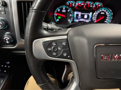 Used 2018 GMC Sierra 1500 SLT image 19