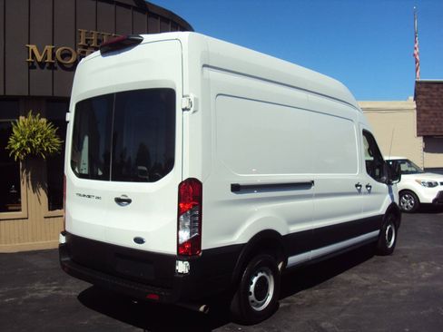 Used 2023 Ford Transit 250 148 High Roof RWD image 5