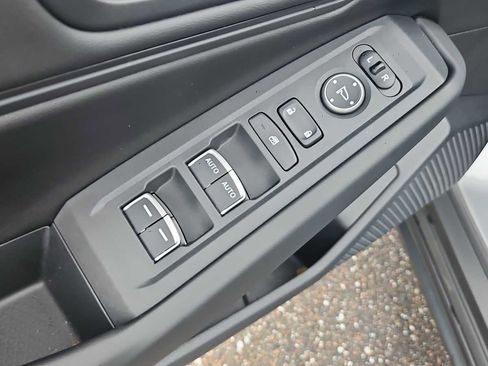 Certified 2023 Honda Accord EX image 15