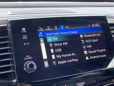 Used 2020 Honda Pilot Touring image 37