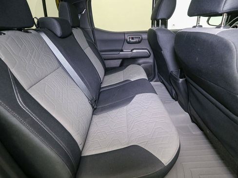 Used 2023 Toyota Tacoma TRD Sport AWD/4WD image 20