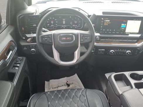 Used 2024 GMC Sierra 1500 Elevation AWD/4WD image 4