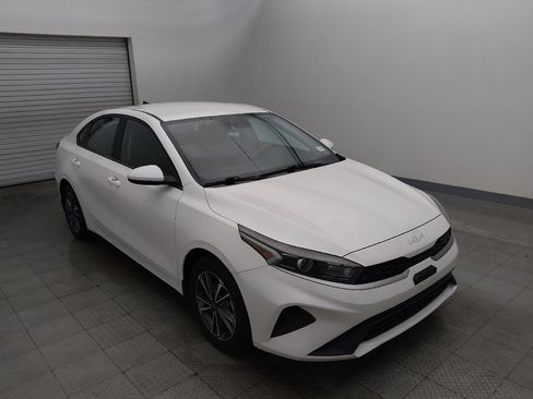 Used 2023 Kia Forte LXS FWD image 13