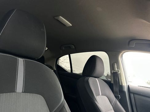 Used 2020 Nissan Sentra SV w/ Trunk Package image 17