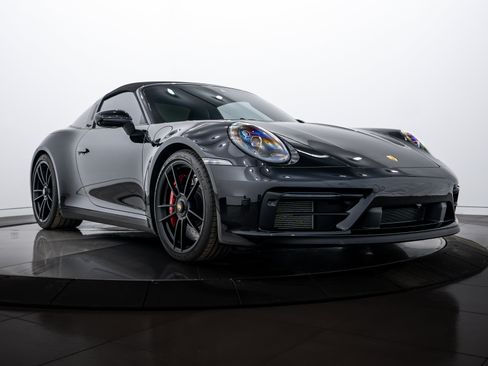 Certified 2024 Porsche 911 Targa 4 GTS image 27