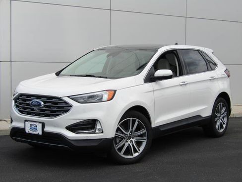 Used 2024 Ford Edge Titanium w/ Equipment Group 301A AWD/4WD image 32