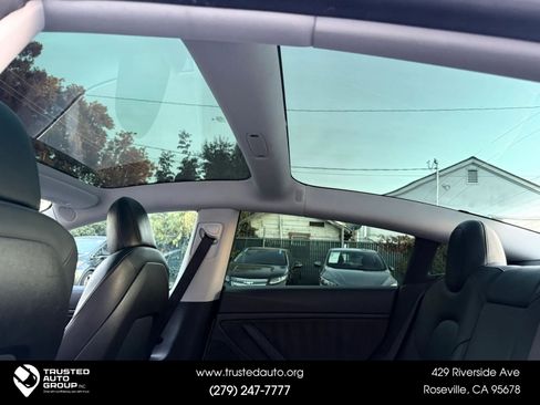 Used 2020 Tesla Model 3 Performance AWD/4WD image 23