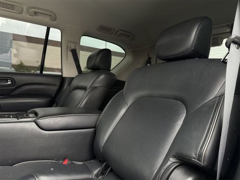 Used 2022 INFINITI QX80 Luxe image 28