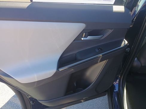 New 2026 Subaru Solterra Premium image 11