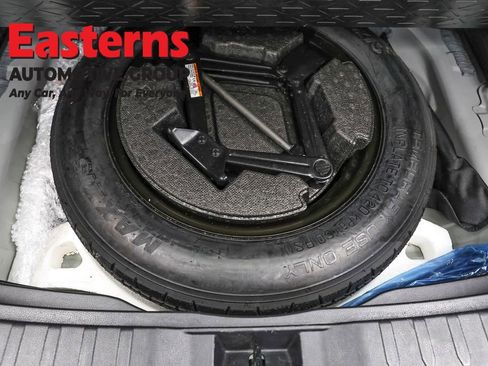 Used 2022 Toyota RAV4 XLE image 22