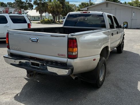 Used 2005 GMC Sierra 3500 SLT w/ Heavy-Duty Power Package RWD image 5