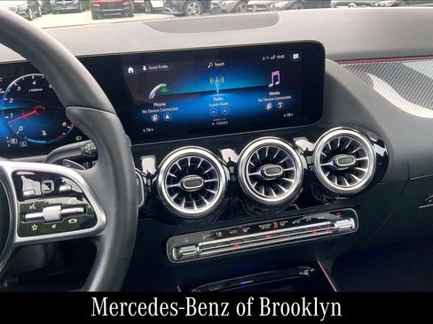 Certified 2023 Mercedes-Benz GLA 250 4MATIC image 9