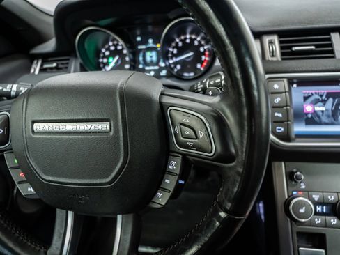 Used 2018 Land Rover Range Rover Evoque Landmark Edition image 24