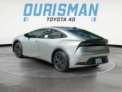 New 2026 Toyota Prius Plug-In Hybrid image 4