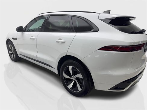 Used 2024 Jaguar F-PACE R-Dynamic S image 14