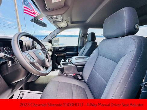 Used 2023 Chevrolet Silverado 2500 LT image 11