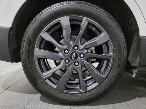 Used 2022 Chevrolet Equinox RS image 24