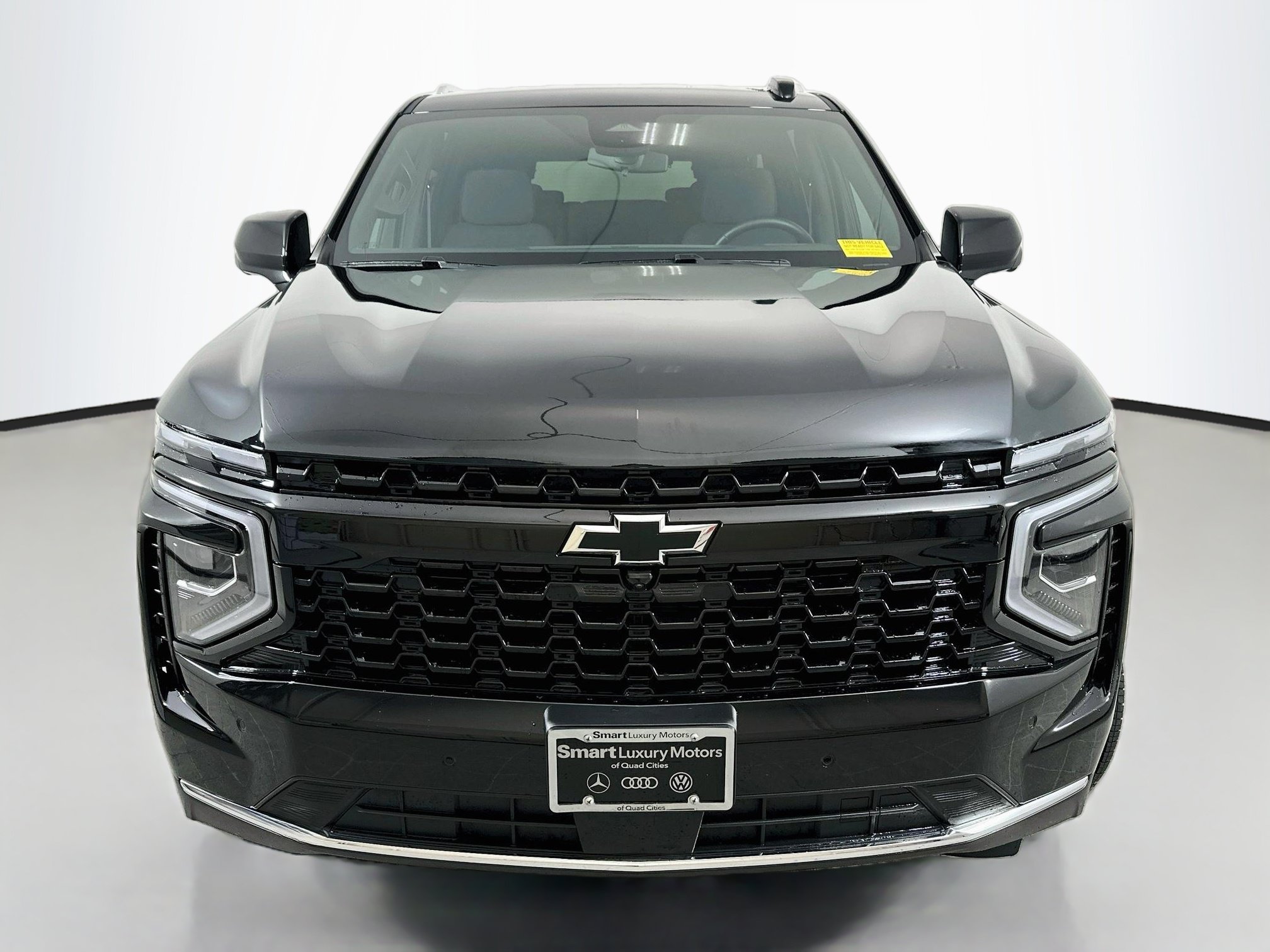 Used 2026 Chevrolet Suburban LS w/ LS Custom Edition AWD/4WD image 2