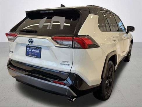 Used 2021 Toyota RAV4 XSE image 7