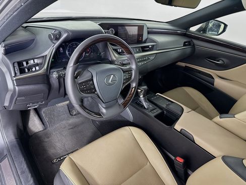 Used 2021 Lexus ES 350 w/ Premium Package image 8