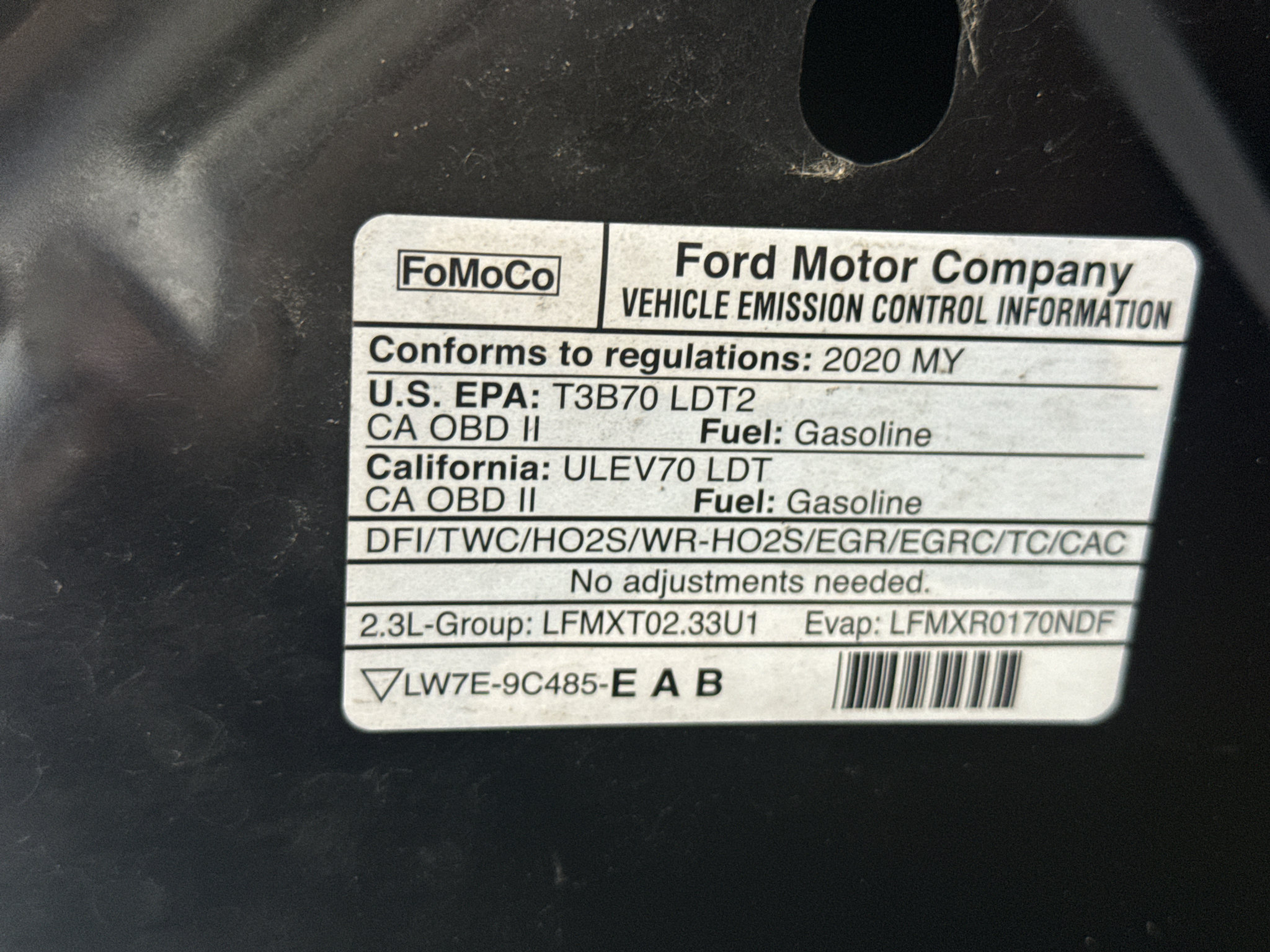 Used 2020 Ford Explorer XLT w/ Equipment Group 202A AWD/4WD image 40