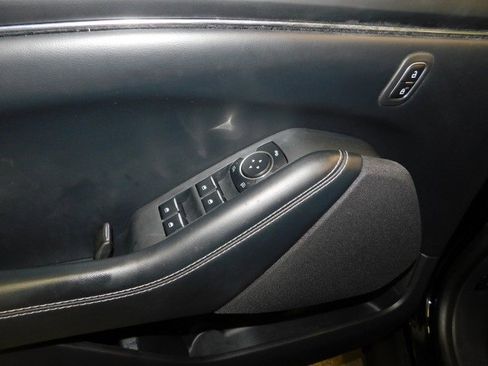 Used 2023 Ford Mustang Mach-E Select image 15