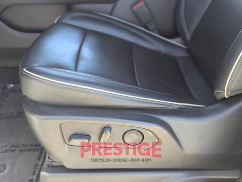 Used 2021 Chevrolet Tahoe Premier RWD image 32