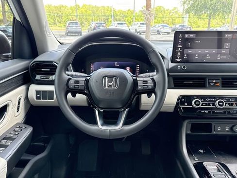 New 2026 Honda Pilot Touring image 20