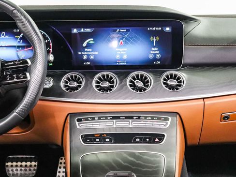 Used 2023 Mercedes-Benz E 450 Cabriolet image 18