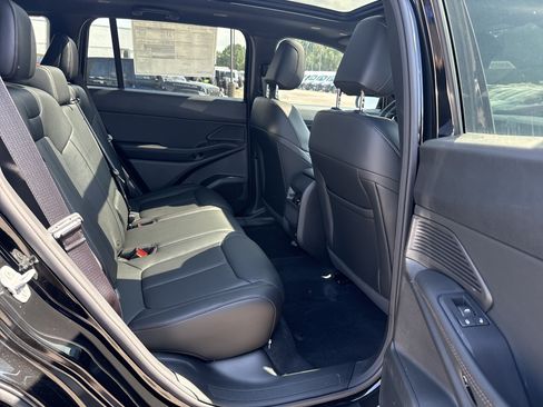 New 2026 Jeep Cherokee Limited AWD/4WD image 15