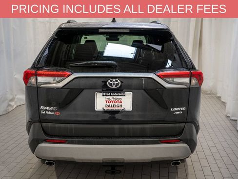 Used 2022 Toyota RAV4 Limited AWD/4WD image 4