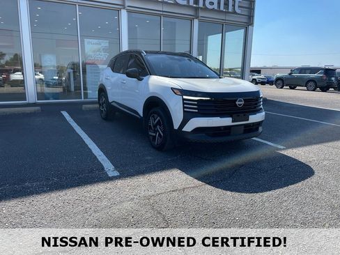 Certified 2025 Nissan Kicks SV w/ SV Premium Package FWD image 1