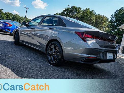 Used 2021 Hyundai Elantra SEL FWD image 4