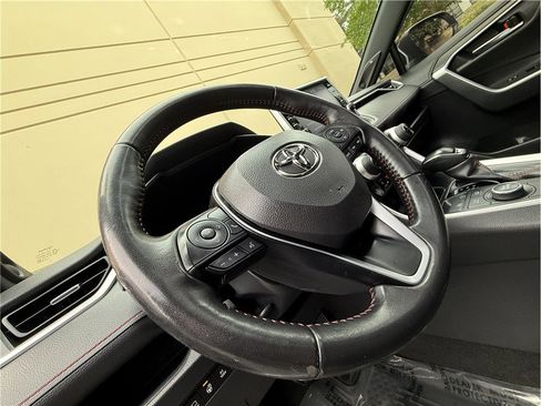 Used 2021 Toyota RAV4 XSE w/ Premium Package image 19