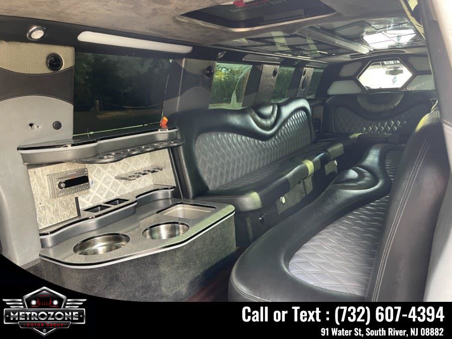 Used 2016 Cadillac Escalade 2WD image 15