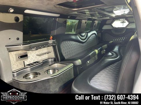 Used 2016 Cadillac Escalade 2WD image 15