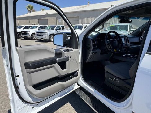 Used 2018 Ford F150 XLT w/ Equipment Group 302A Luxury AWD/4WD image 22