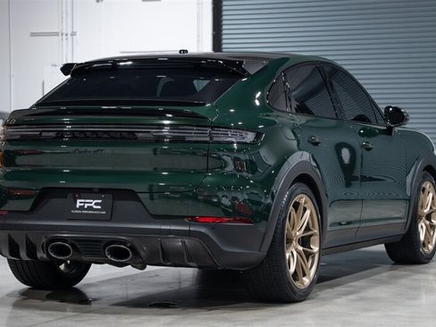 Used 2024 Porsche Cayenne Turbo GT AWD/4WD image 13