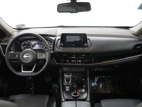 Used 2023 Nissan Rogue SL image 16