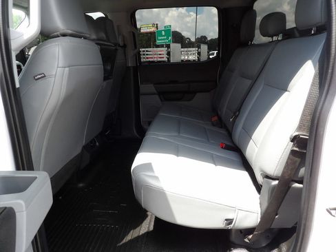 Used 2024 Ford F250 XL AWD/4WD image 31