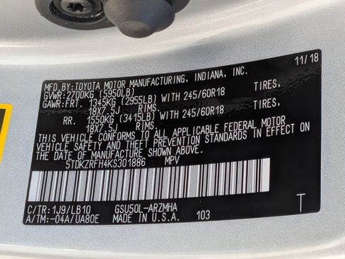 Used 2019 Toyota Highlander XLE FWD image 26