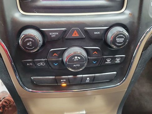 Used 2014 Jeep Grand Cherokee Laredo w/ Quick Order Package 23E image 64