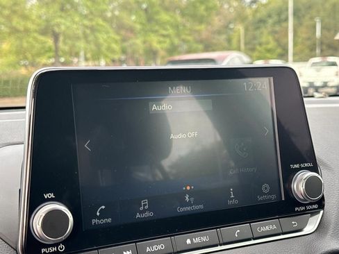 New 2025 Nissan Sentra SR image 24