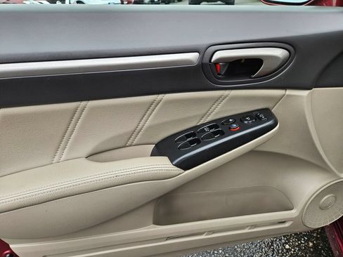 Used 2010 Honda Civic EX-L image 17