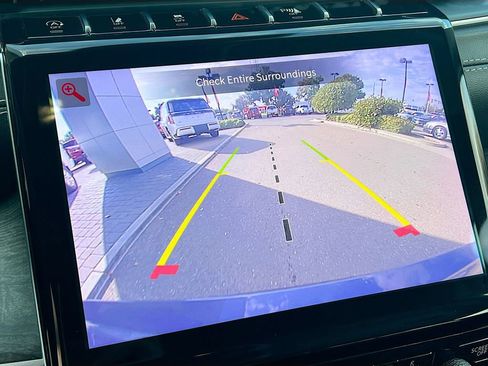 Used 2023 Jeep Grand Cherokee L Limited image 14