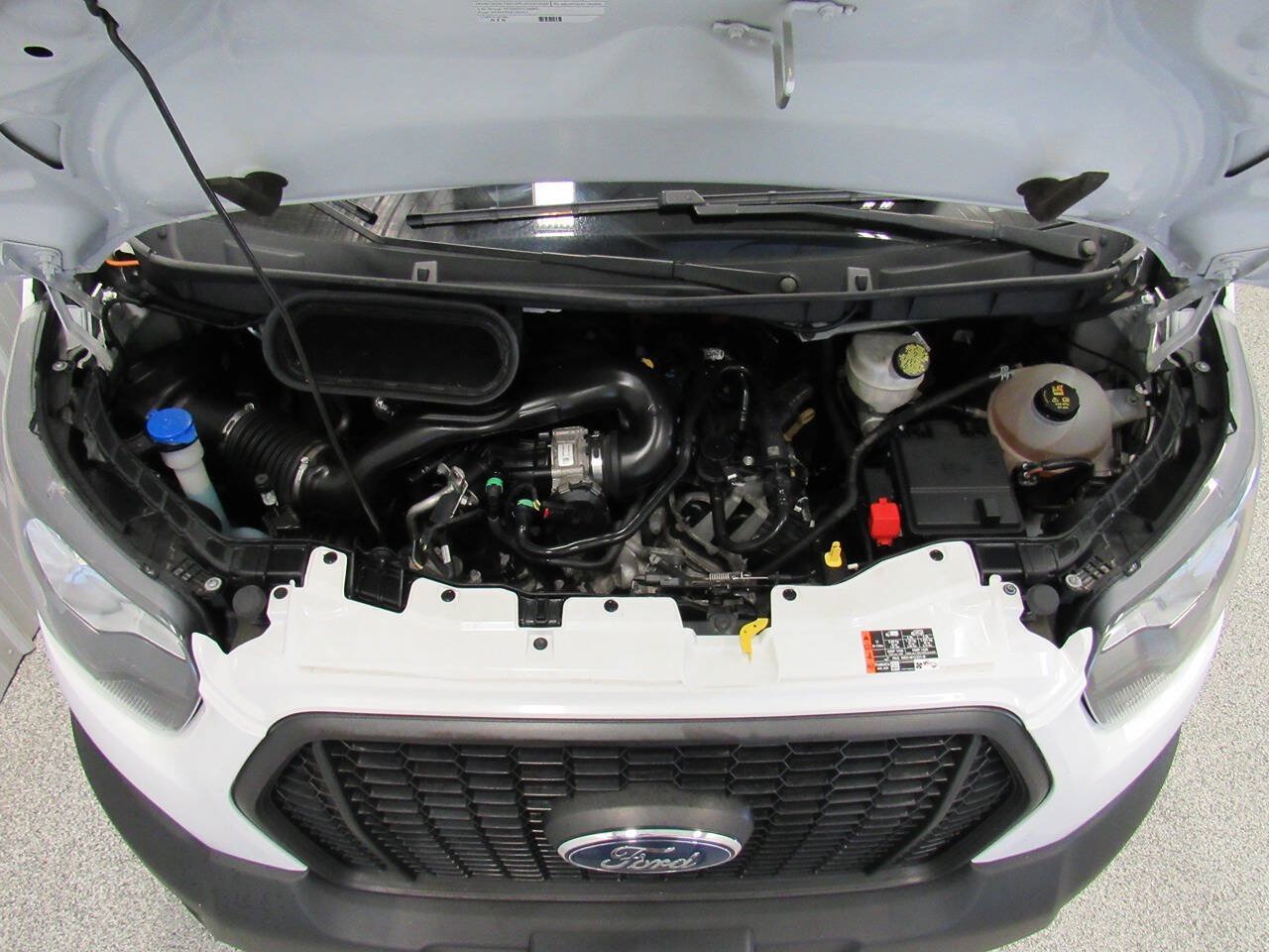 Used 2022 Ford Transit 250 Medium Roof w/ Load Area Protection Package RWD image 27